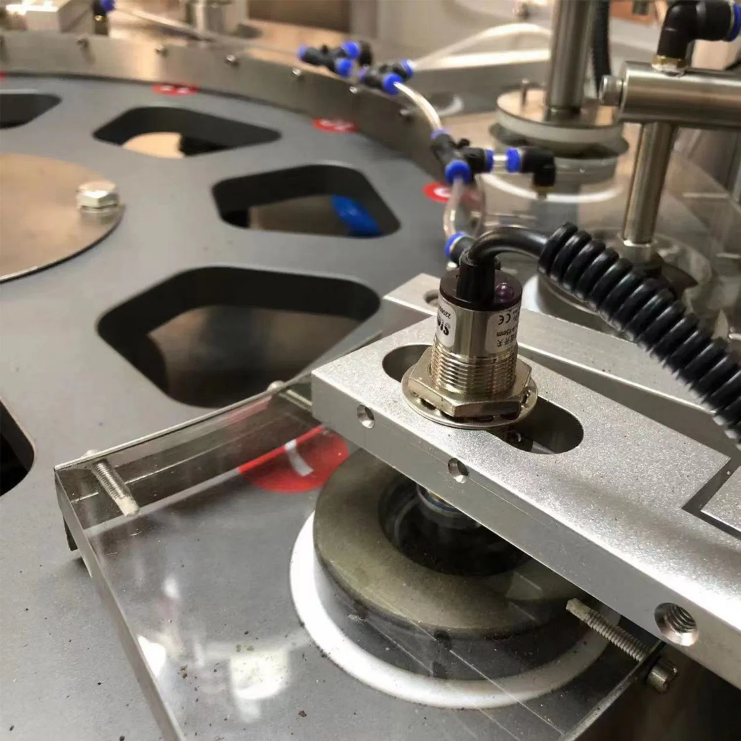 Automatic Coffee Capsule Filling and Sealing Machine Nespresso Qg K Cup Making